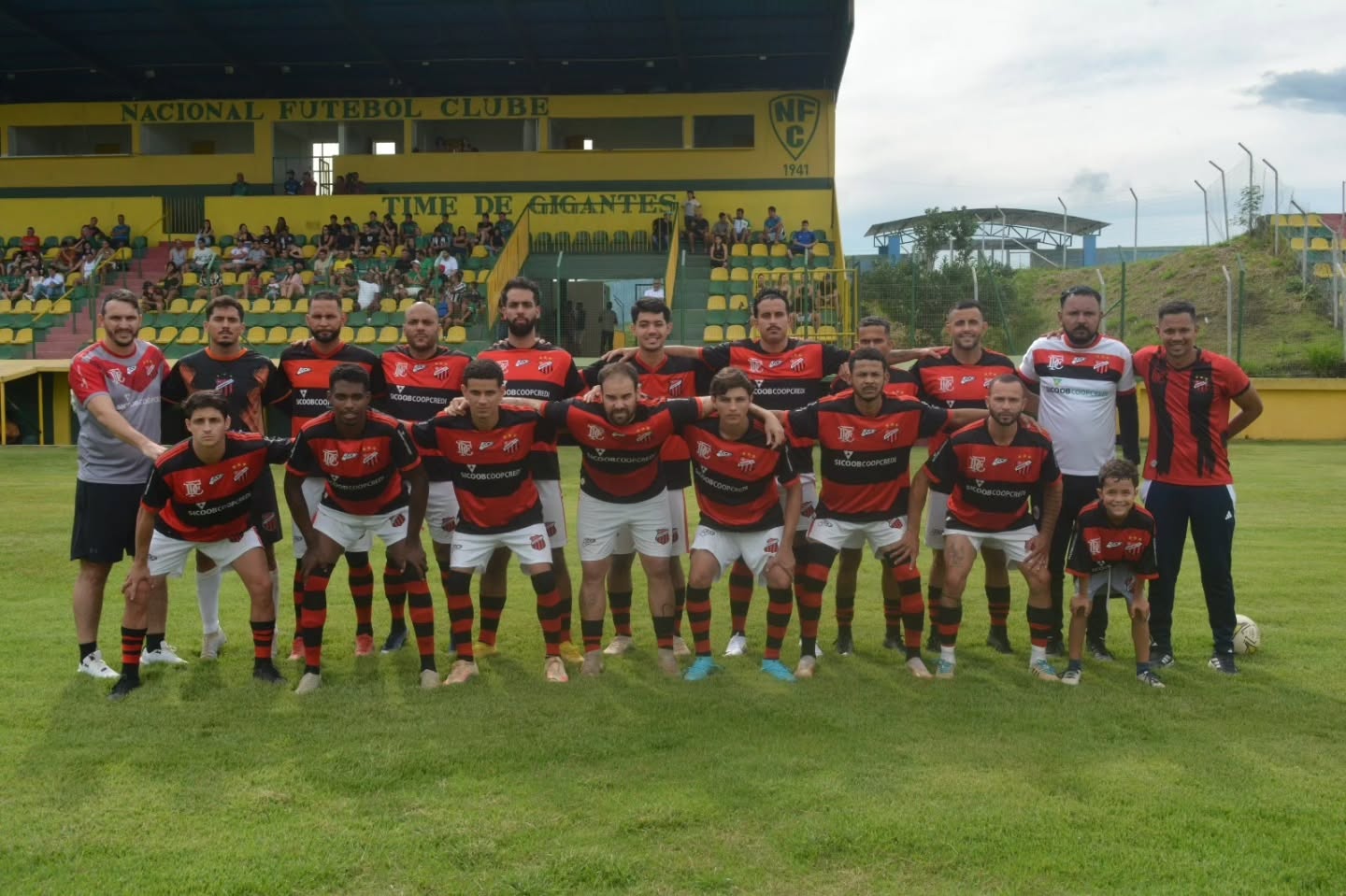 Amistoso contra Nacional (Nova Serrana) - Amador (3x1)